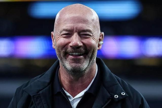 希勒评曼市双雄联合阵：曼城10人入选，曼联仅B费在列